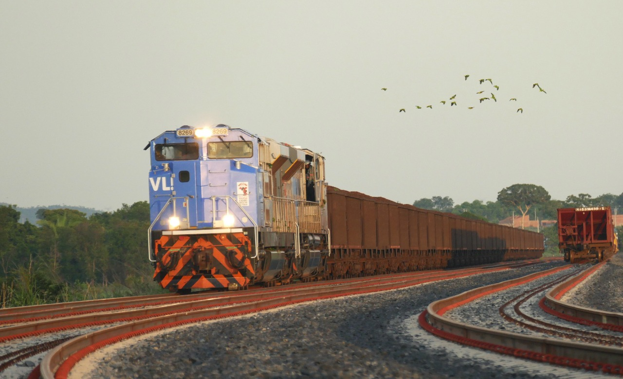 transporte ferroviário de carga